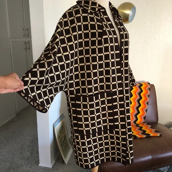 SOLD Vintage 1960s Classic Grid Square Wool Coat - Picture 3 of 10